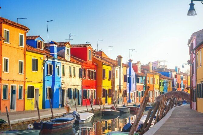 Murano & Burano Private Boat Tour with Glass & Lace Demos