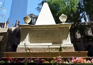 Guided Tour (with Audio) Hamilton Musical in Lower Manhattan NYC