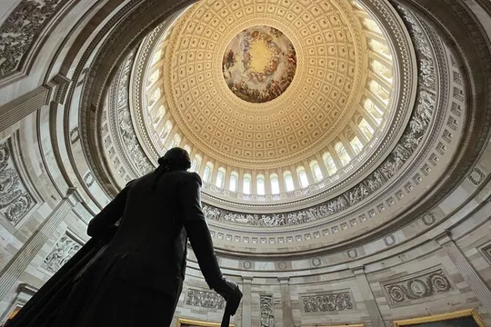 Best of Capitol Hill: US Capitol, Court, Library, & Folger 10 max