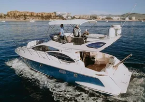 Luxury Yacht Experience in Los Cabos 45 FT