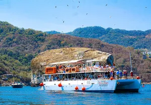 Discover Yelapa Fishing Village