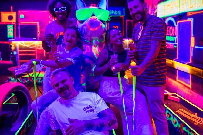 Neon Uv 18 Hole Indoor Minigolf and Bar