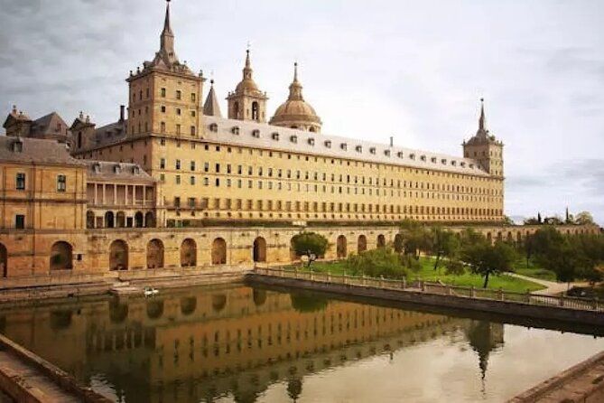 Half Day Tour to San Lorenzo de El Escorial Monastery from Madrid