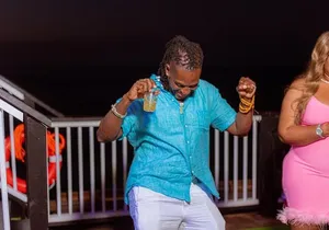 Poko Loko Floating Bar: Morning Splash