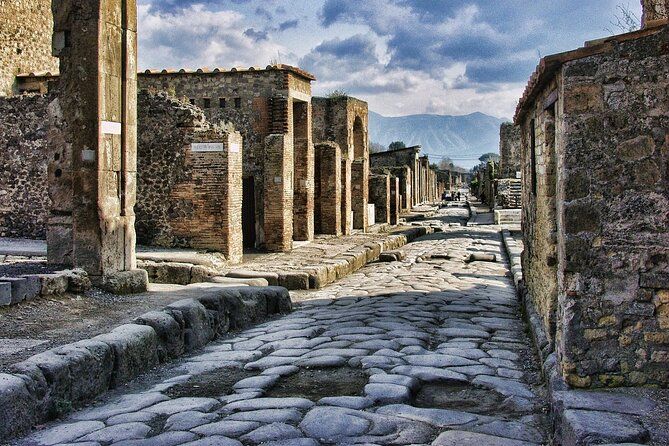 Pompeii Archaeological Park Entry with Audio Guide