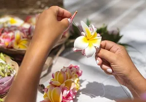 Hawaiian Culture Experience with Lei Making on Big Island