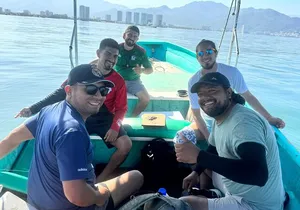 Shared fishing with hand rope