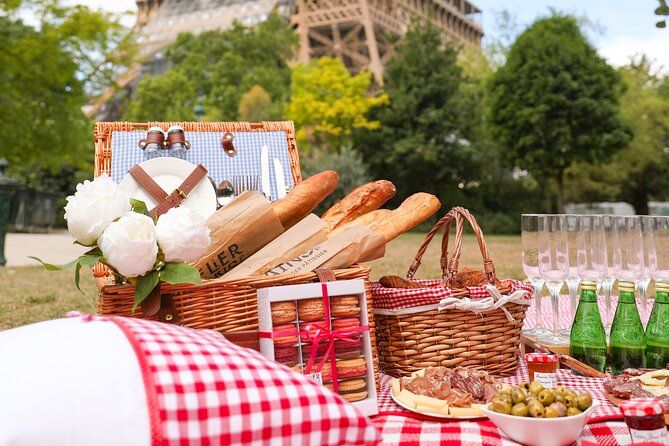 Picnic like a parisian