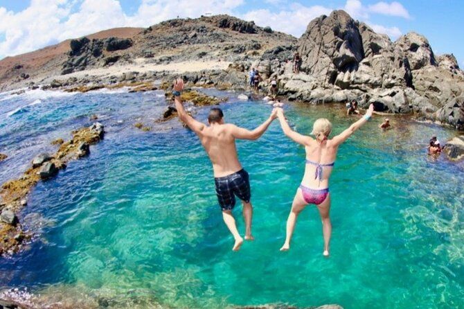 Full-Day Aruba Sightseeing Elite Private Tour Experience for 2