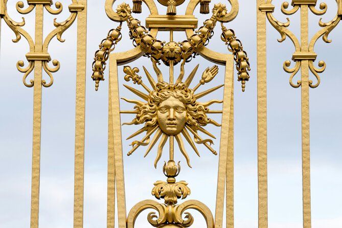 Versailles Palace and Gardens Private Experience