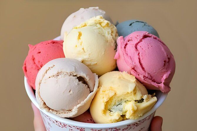 Artisanal Ice Cream Tasting in Seville