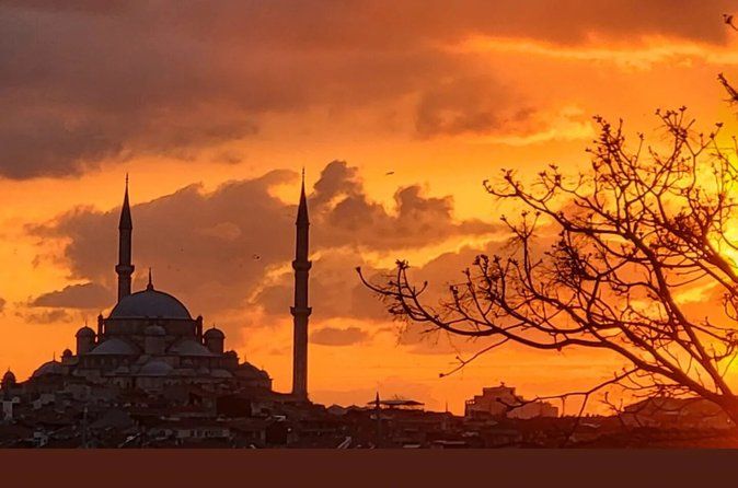 Taste of Istanbul: Traditional Turkish Food & Rooftop Experience