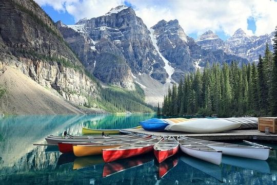 4 hour Moraine Lake Tour from Banff and Canmore