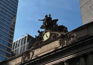 Gilded Age Midtown with Asian Culinary Delights Walking Tour