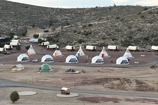 Grand Canyon Overnight Glamping with Helicopter & Skywalk