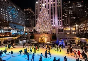 Ultimate NYC Christmas Lights At Night Walking Tour