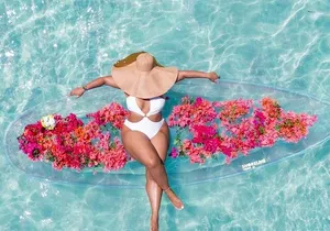 Float and Frame: Clear Kayaking Photo Shoot