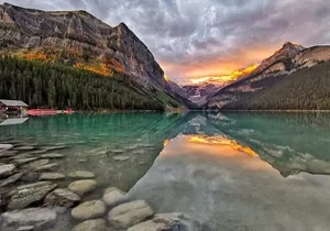 Banff Canmore Private Adventure Moraine Lake and Lake Louise Tour