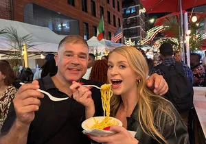 Mom and Pop Food Tour in Chinatown and Little Italy