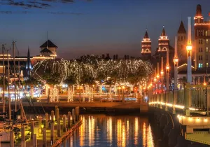 Red Boat Tours - World Famous St Augustine Nights of Lights