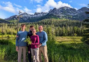 3 Hour Guided Driving Tour in Hoonah Alaska