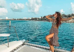 Isla Mujeres Catamaran Tour with Snorkeling Spinnaker and Lunch