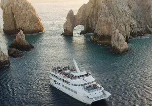 Premier Dinner with Sunset Show