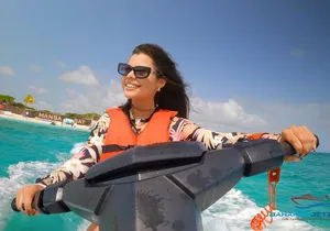 The Ultimate Bahamian Beach Day: Pigs, Jet Ski, Snorkeling & More