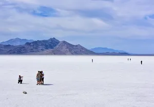 Explore Bonneville Salt Flats Journey to the Edge of the World