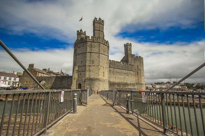 HOLYHEAD - Portmeirion, Snowdonia and Llanberis