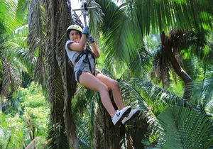 “Canopy Extreme View + ATV: adrenalina entre selva y montaña”