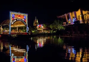 Tour Xoximilco Park Mexicos Floating Fiesta with Transportation