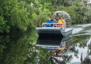 Small Airboat Tour with Transportation from New Orleans