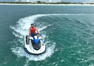 Wave Runner Rentals in Cancún Explore the Waves
