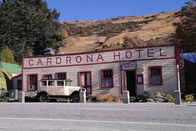 Queenstown to Wanaka Small-Group Tour (one-way)