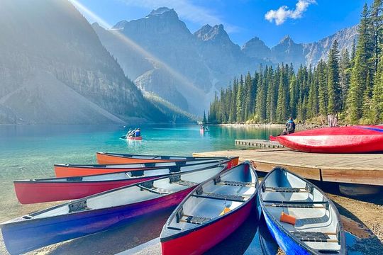 From Banff Scenic Half-Day Trip to Lake Louise and Moraine Lake