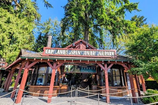 Capilano Bridge+Granville Isl+ Capilano Hatchery+Lynn Canyon Tour