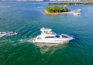 Luxury Yacht 50' + 2 Jet Ski to Celebrity Island and Brickell