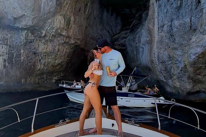 Capri Island Boat Tour (DA Positano)