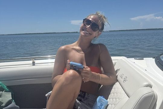 Private Dolphin Watching Beach Day Getaway