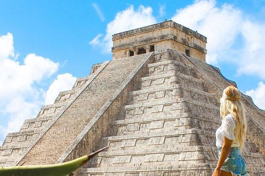 Chichen Itza Tour Full Day Pyramid, Cenote Swim and Buffet Meal