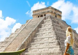 Chichen Itza Tour Full Day Pyramid, Cenote Swim and Buffet Meal