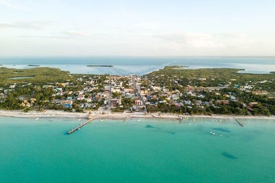 Isla Holbox Day Tour from Cancun with Lunch Included
