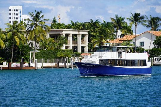 2 Hours Miami Private Boat Rental