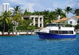 2 Hours Miami Private Boat Rental