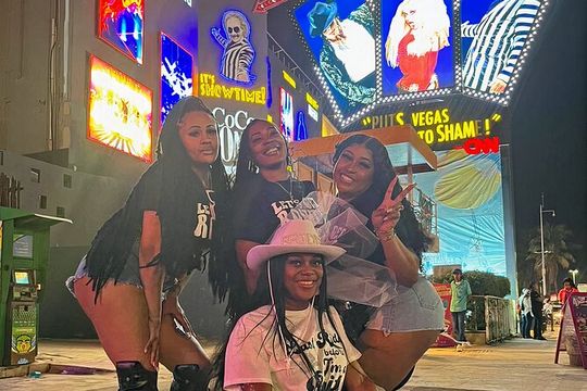 Private Bar and Clubs Tour in Cancun: Discover the Nightlife