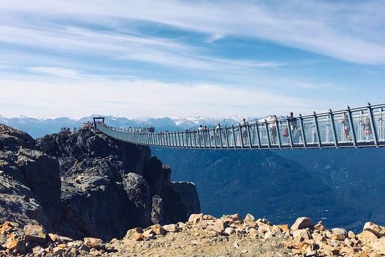 Vancouver, Shannon Falls & Whistler, Extended Tour (6.5 hours in Whistler)