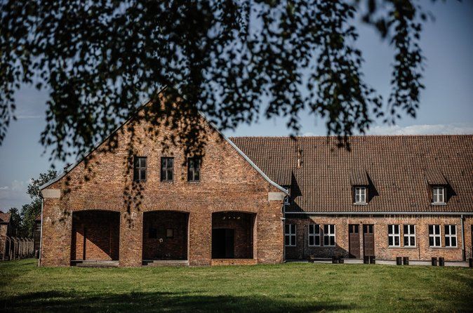 Auschwitz Birkenau Guided Tour with Private Transfer and Tickets