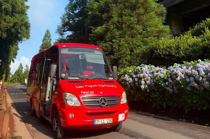 São Miguel Hop-On Hop-Off Sightseeing Bus