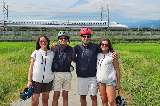 Mt. Fuji Private Guided E-Bike Tour : Fuji City